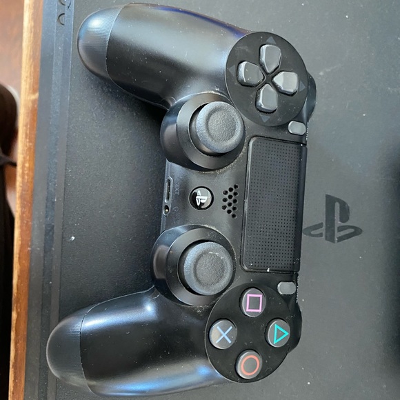 PS4 - Picture 14 of 14